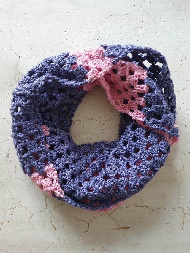 Loop, kleine Muscheln