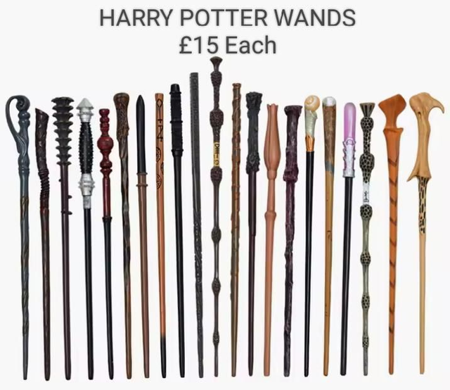 Assorted Harry Potter Wands. (All wands are made of resin with a metal centre)