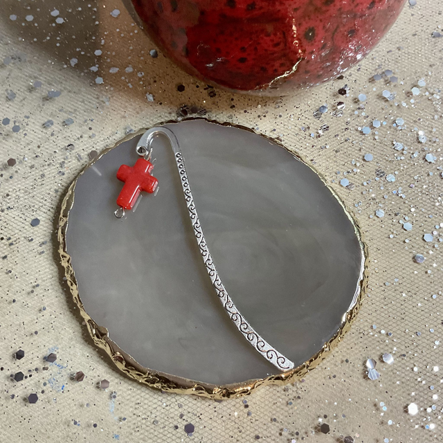 Handmade bookmark for First Communion and Christening. Cross design. 