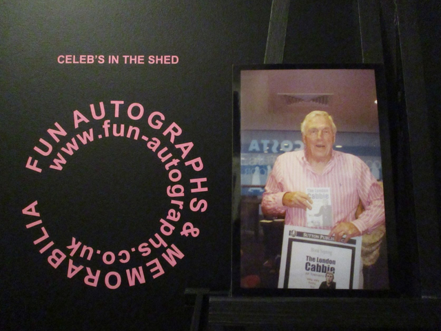 Alf Townsend Authentic Autographed 6x4 Our Facing Black Border Photograph (B)