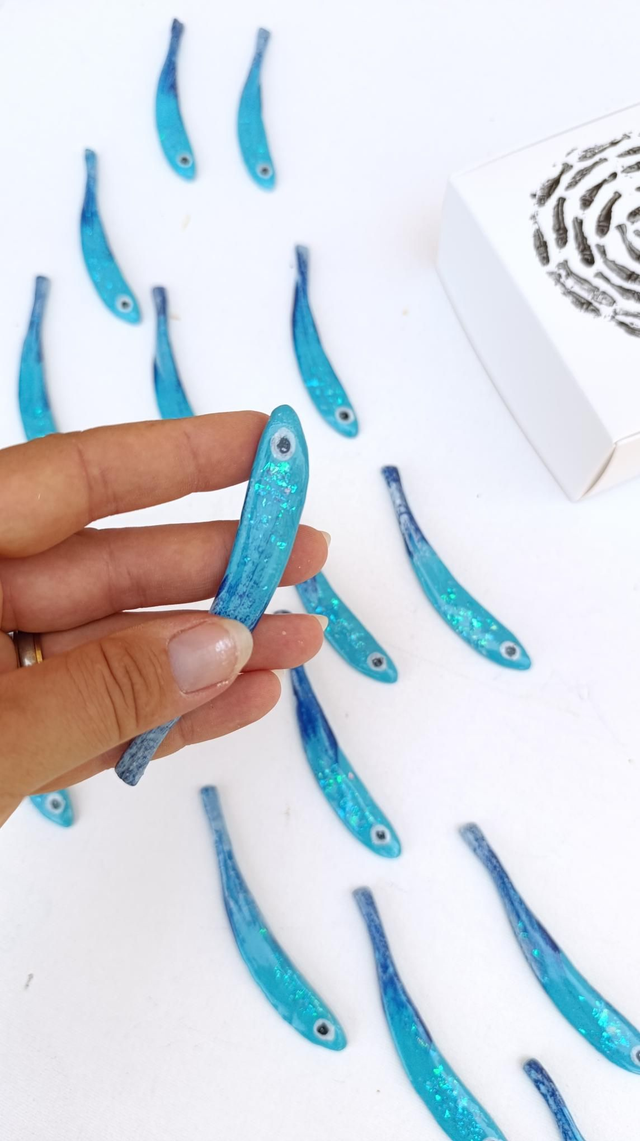 Ready to ship: 17 Classic Turquoise 