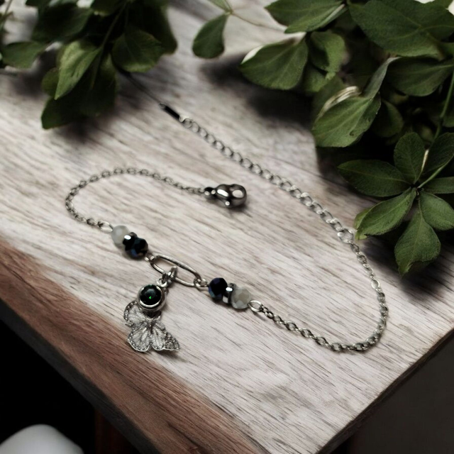 Bracelet acier inoxydable et strass vert foncé et argenté