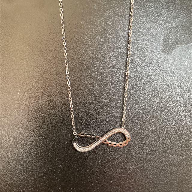 Collier univers inoxydable 