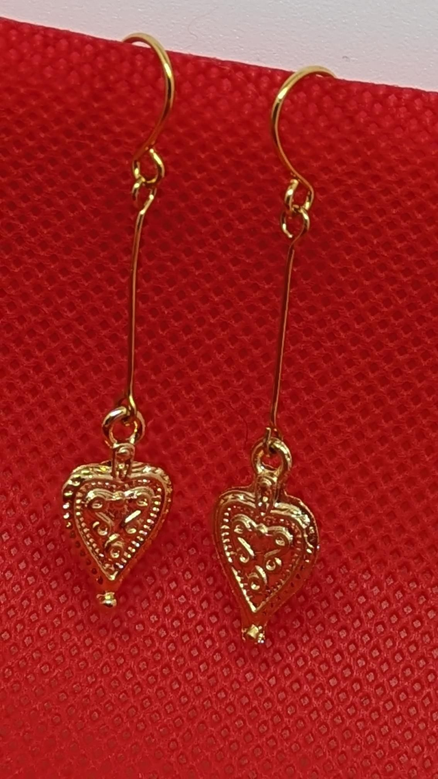 24k Gold Plated Heart Drop Earrings 