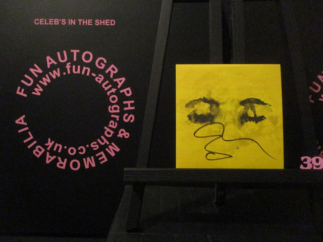 Ed Sheeran - 'Eyes Closed' Authentic Autographed Single Cover (39)