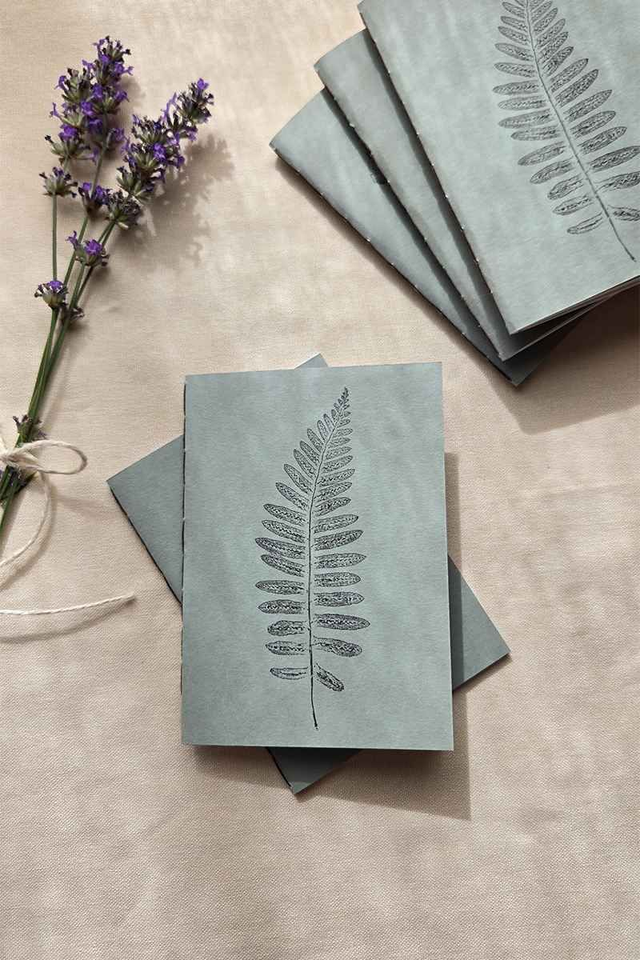 Carnet Pocket Monotype Végétal Fougère – 100% Naturel & Minimaliste 