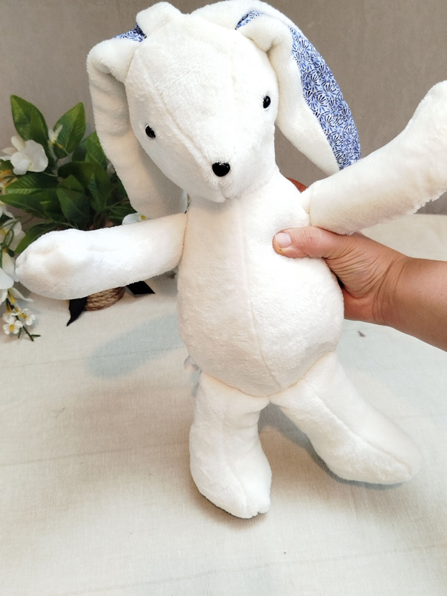 Peluche lapin blanc motif 1