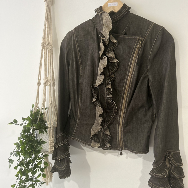 LA VESTE PARIS