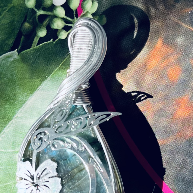 Pendentif Labradorite oiseau 