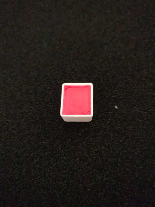 Demi-godet rouge néon