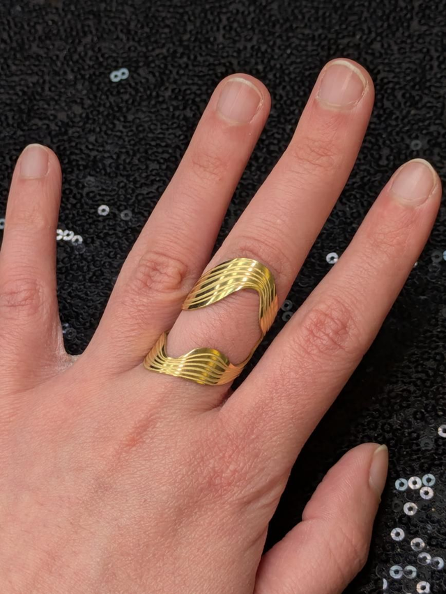 Bague avant garde (2 modèles)