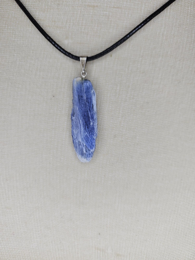 Cyanite / 005