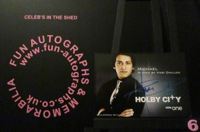 Hari Dhillon (Michael) Authentic Autographed Holby City 6x4 Cast Card (6)(SEE PIC)