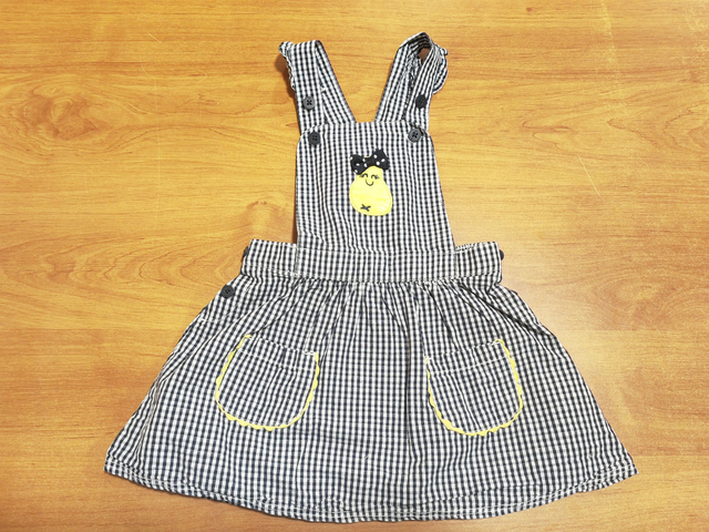 Robe à carreaux en 9 mois