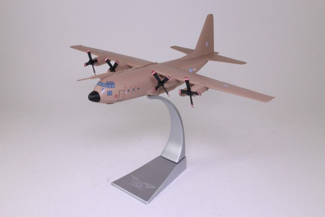1/144 Lockheed C-130K.C1 Hercules RAF Desert Storm