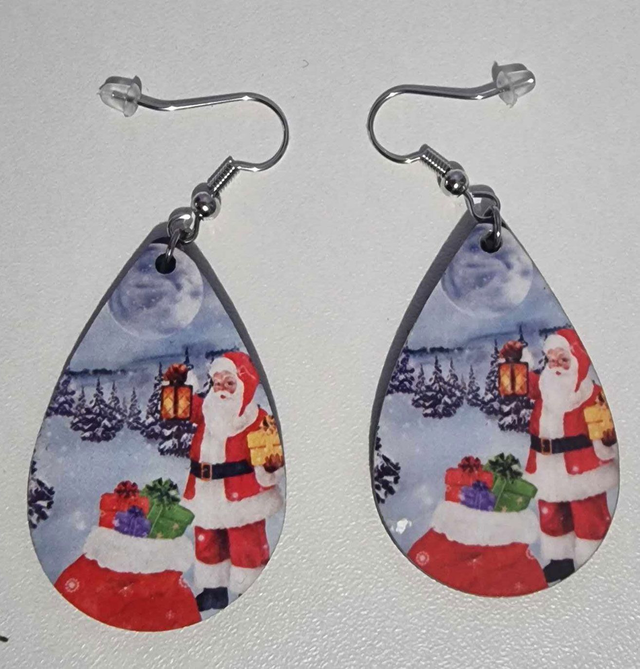 Boucle d&#039;oreille &quot;père noël&quot;