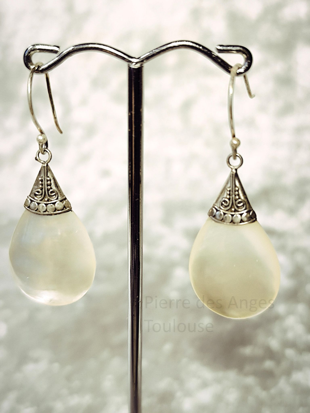 Boucle d'Oreilles Nacre Blanche