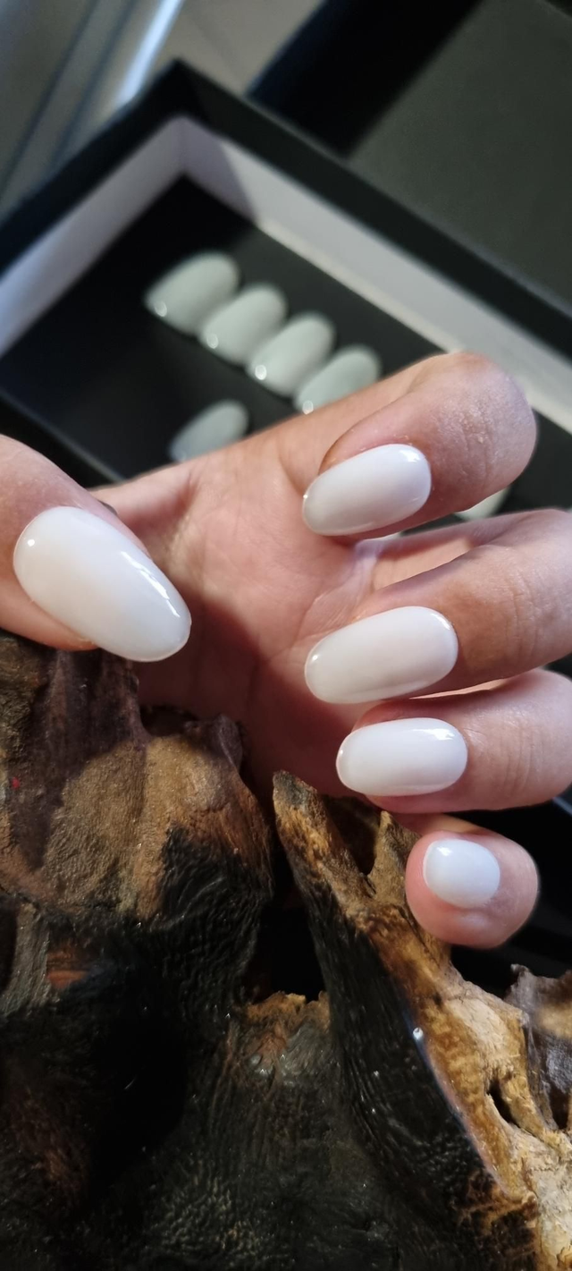 Blanc laiteux Oval S