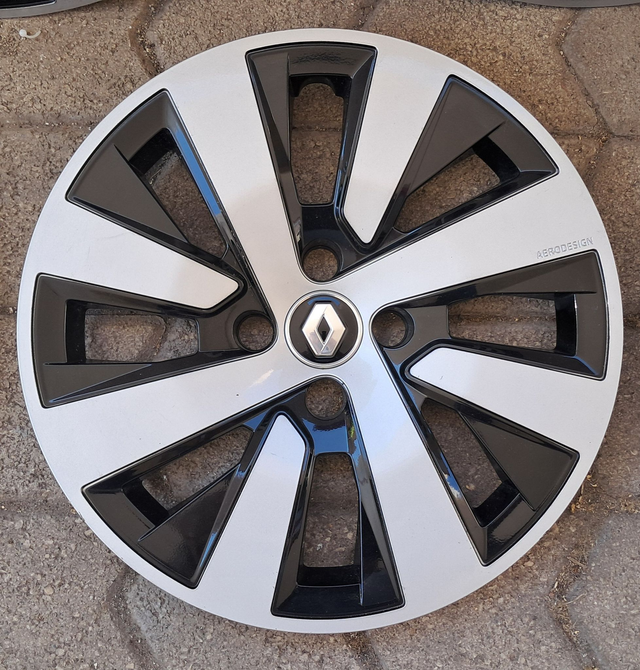 Enjoliveur Renault Clio 5 Modèle Kala (AeroDesign) 15&quot; Occasion  