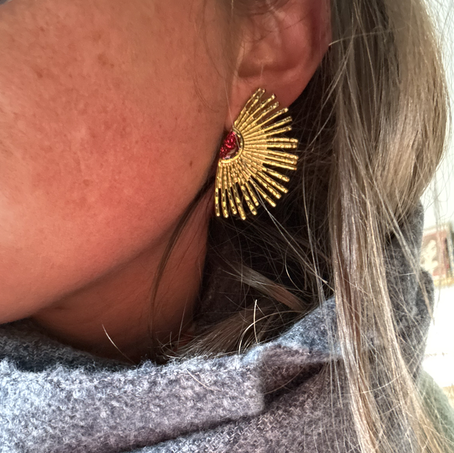Boucles d’oreilles soleil paillettes rouges 
