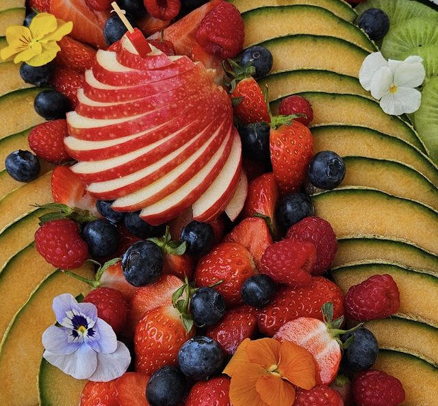 Plateau de fruits découpés 