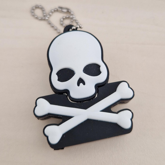 Edward Sakedos - Livre Audio