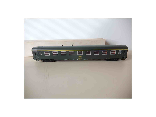 voiture UIC verte 1cl A9 Europolitrains 19241 H0