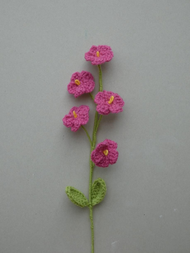 Tige de myosotis rose 