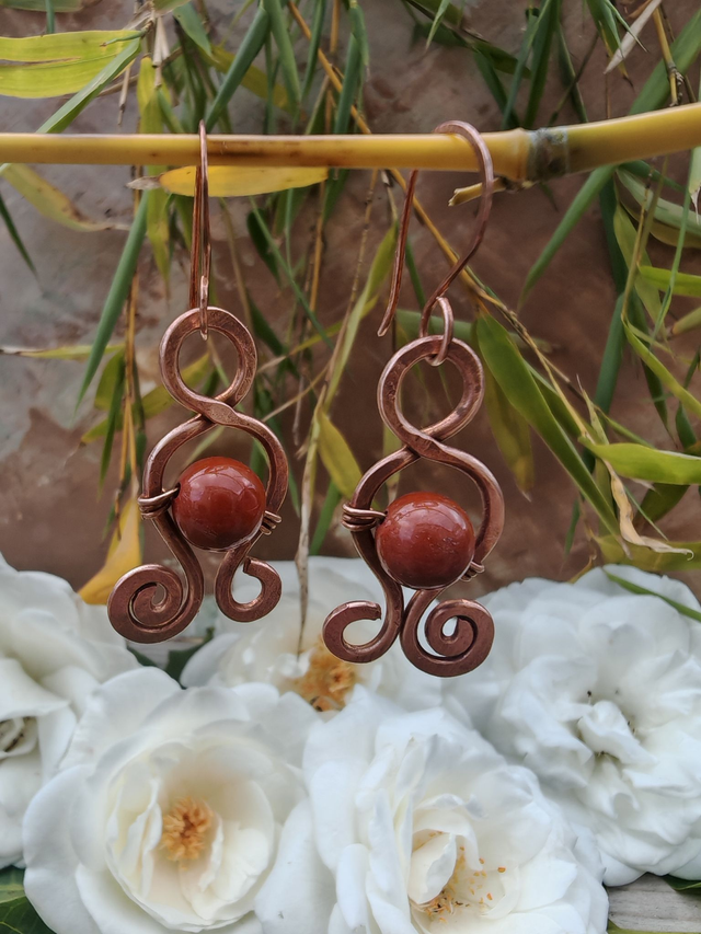 Cuivre de vie, boucles d'oreilles en jaspe rouge