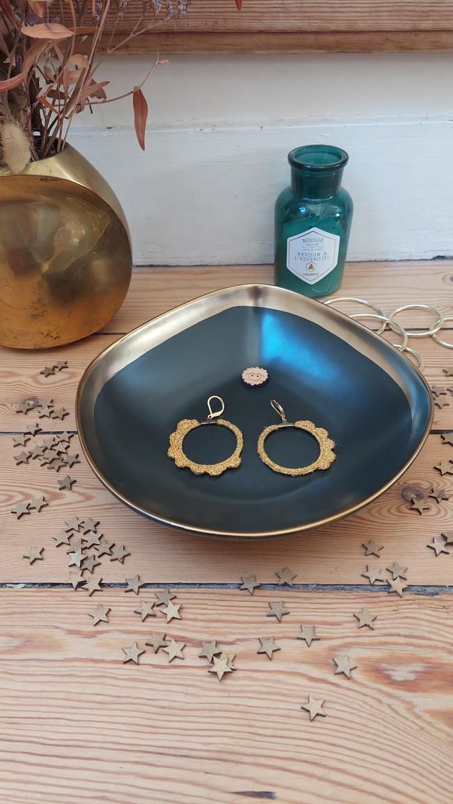 BO cercles crochtés dorés 