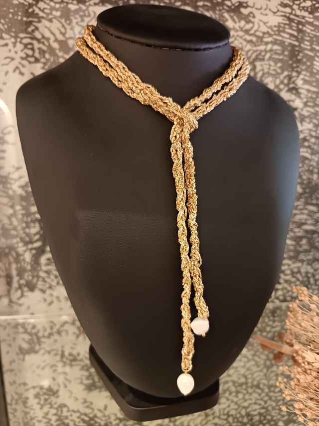 Collier perle véritable 