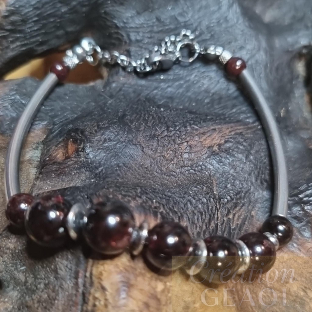 Jumelle élégante Grenat