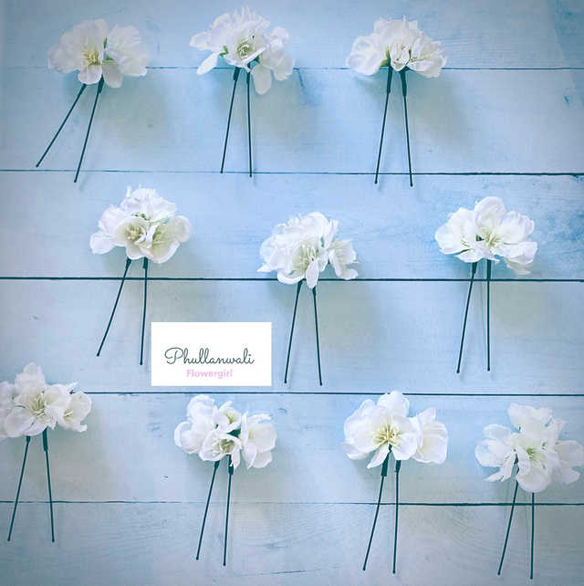 Floral hair pins (1)