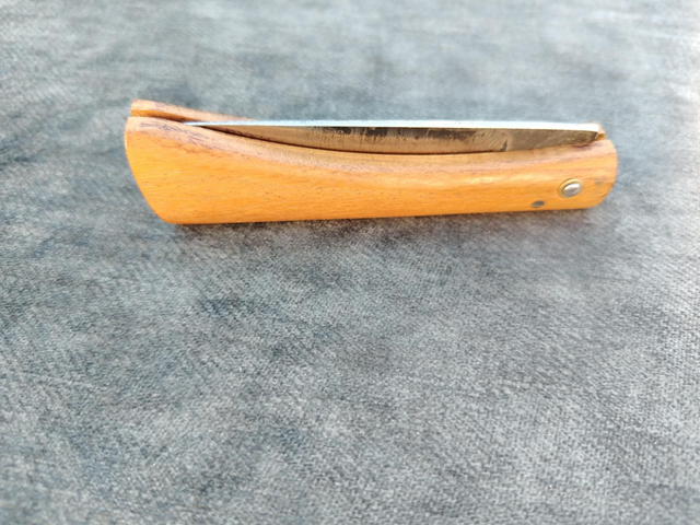 2 clous classique slim acacia n°22