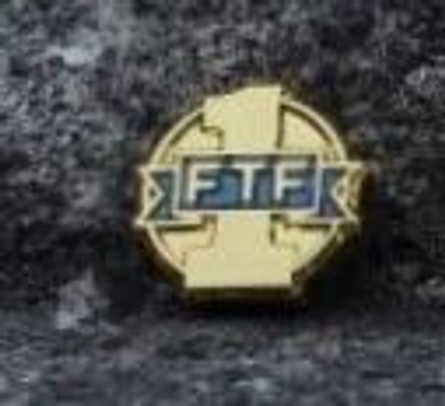 First to Find (FTF) NANO Geocoin - passt in PETlinge