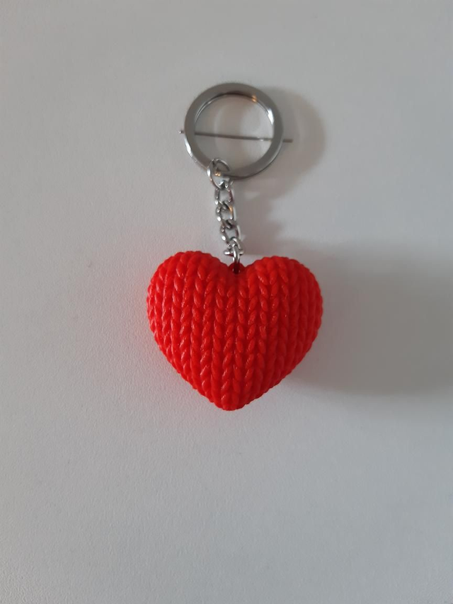Schlüsselanhänger 3D Herz gestrickt