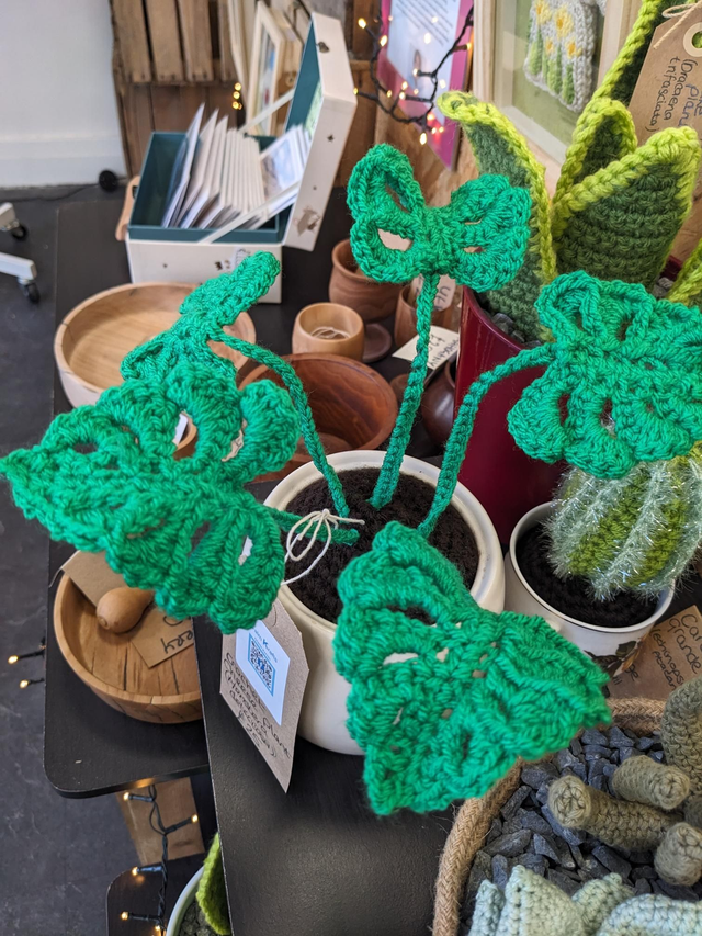 Monsters / Cheese plant (hand crochet &amp; wired)