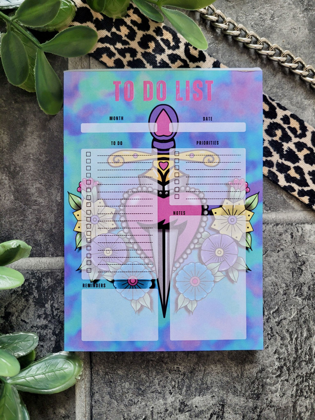Heart &amp; Dagger Floral A6 To Do List Notepad