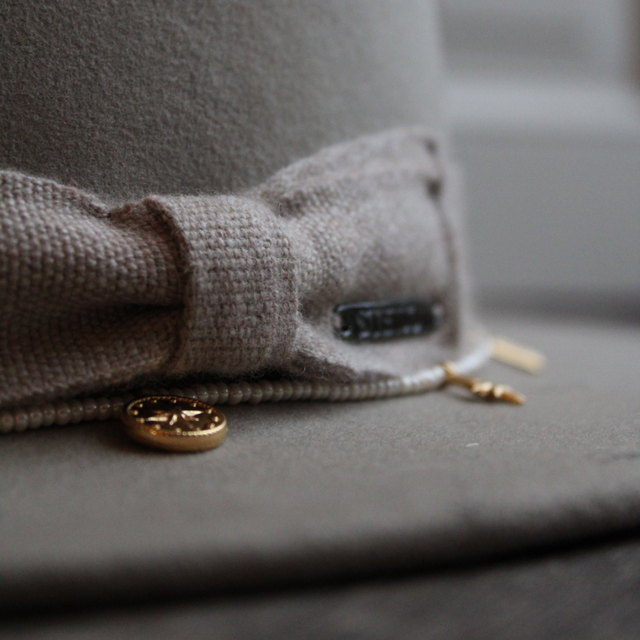 Hoed Ketting TS Off White Beads 