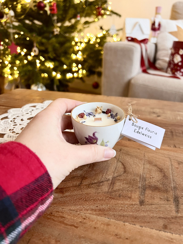 đ Bougie Edelweiss - tasse Ă cafĂ© "bouquet de tulipes"