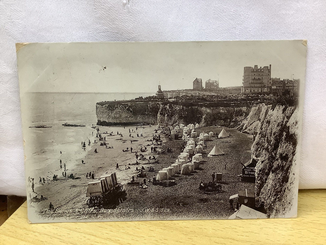 The Sands &amp; Cliffs, Broadstairs, Kent, Posted 1913 J. Welch &amp; Sons antique postcard. Our Ref No. R566 £2.00