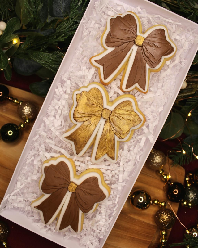 Bow-tiful Christmas Biscuits Trio