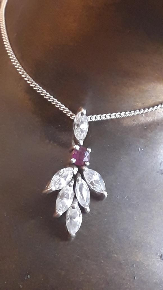 Pendentif zirconium, rubis, argent 925