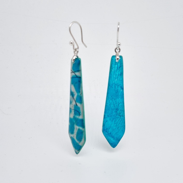Boucles d&#039;oreilles bleu canard cravate 