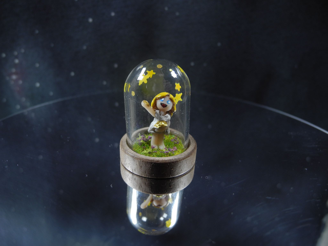 Star money Pendant - Sterntaler - Miniature Jewelry - Biosphere Pendant - Miniature Diorama - fairytale jewelry