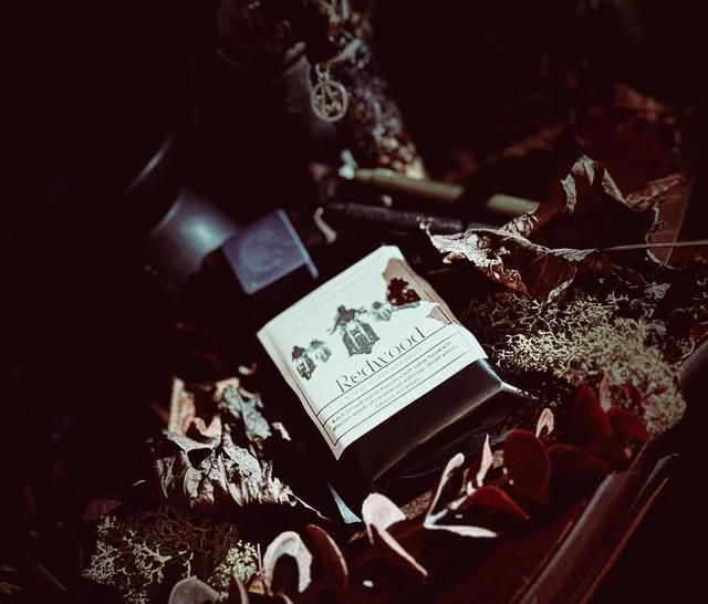 Redwood luxury wax melts