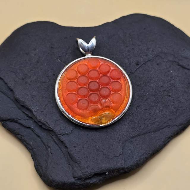 925 Ultra Rare Orange Seaglass Pendant – Sterling Silver (Dunbar Find, 25mm)