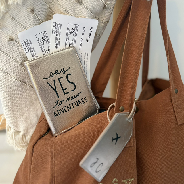 Clarence l'accessoire de vacances - Say yes to new adventure