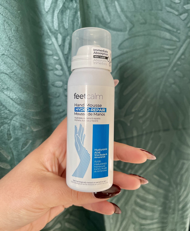 Mousse hydration mains