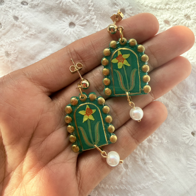 Daffodil Floral Arch Shaped Earrings with Rice Pearls